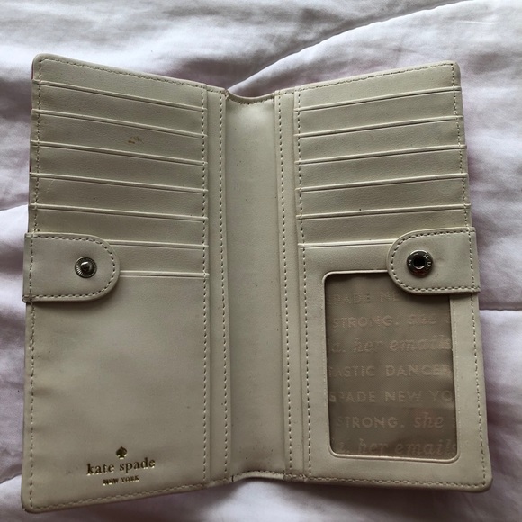 Kate Spade Bifold Wallet - Picture 3 of 5